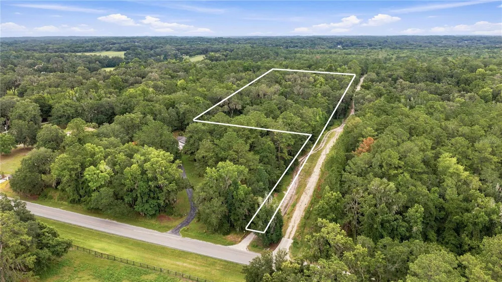 12897 NW HIGHWAY 225 Reddick, FL 32686