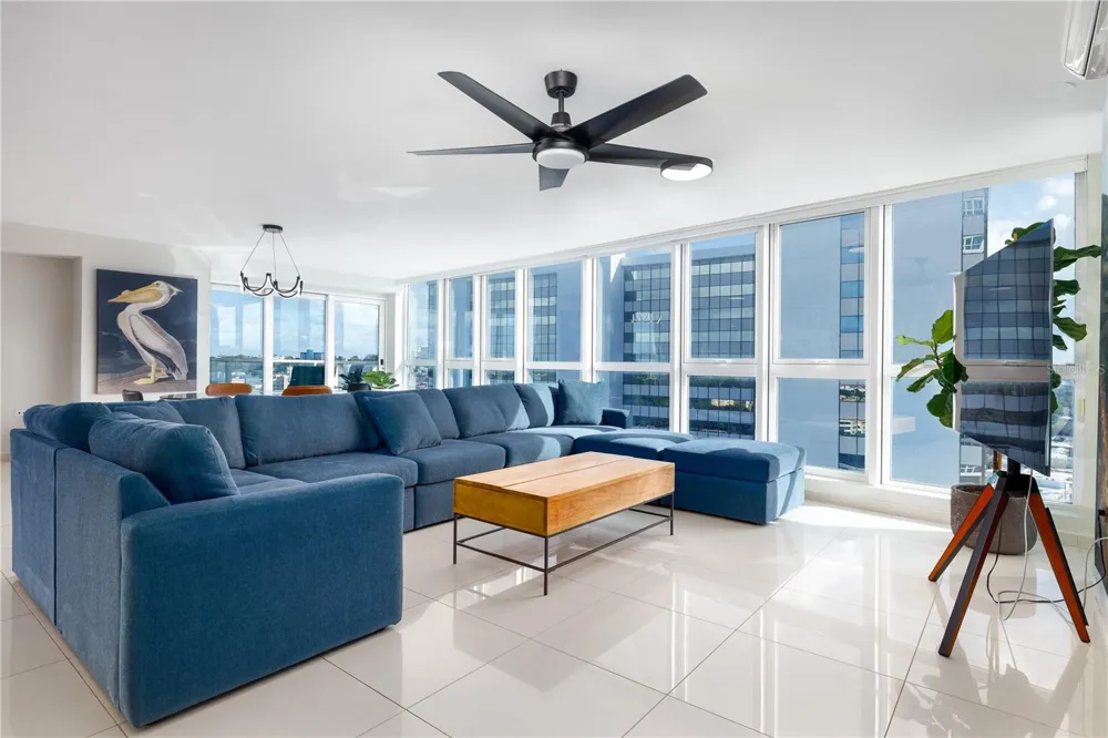 48 LUIS MUNOZ MARIN AVE AQUABLUE COND. #1503 San Juan, PR 00918
