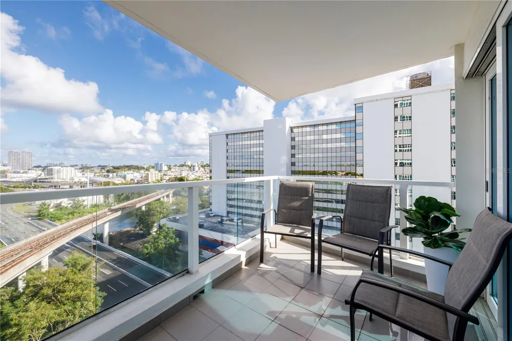 48 LUIS MUNOZ MARIN AVE AQUABLUE COND. #1503 San Juan, PR 00918