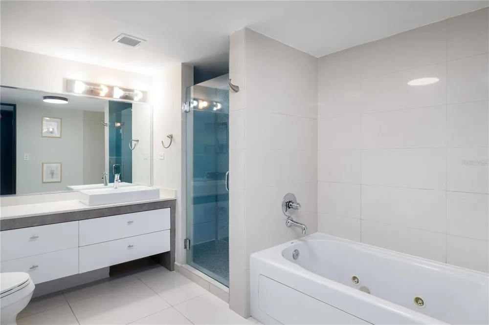 48 LUIS MUNOZ MARIN AVE AQUABLUE COND. #1503 San Juan, PR 00918