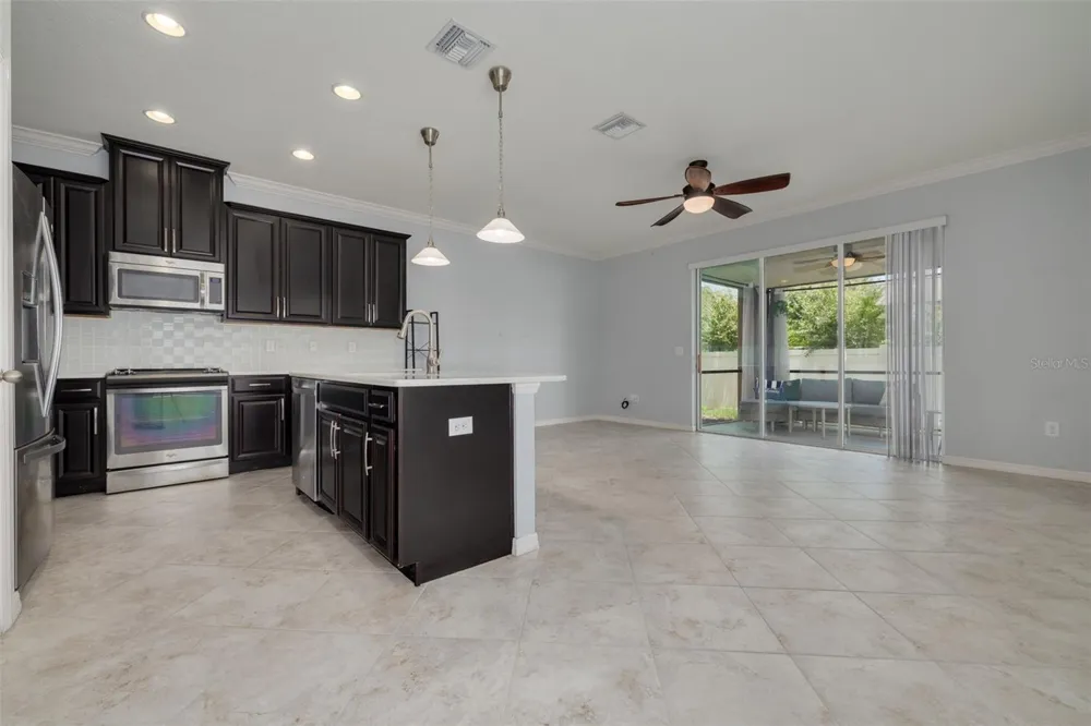 4087 69TH TERRACE Pinellas Park, FL 33781
