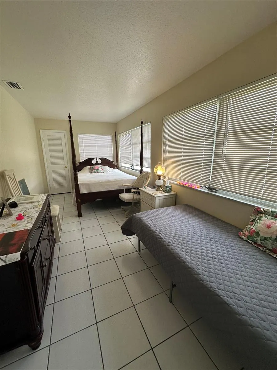 4826 MARINE PARKWAY #202 New Port Richey, FL 34652