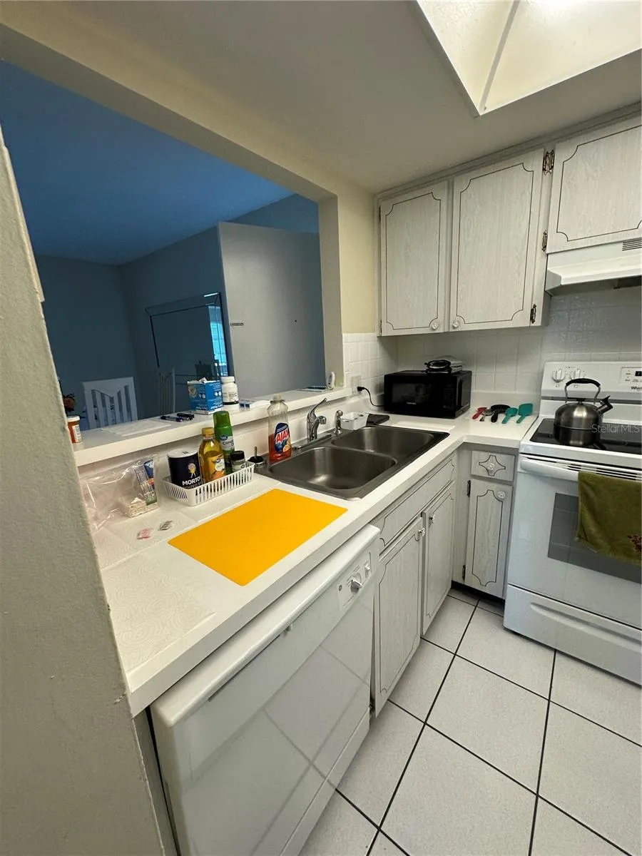 4826 MARINE PARKWAY #202 New Port Richey, FL 34652