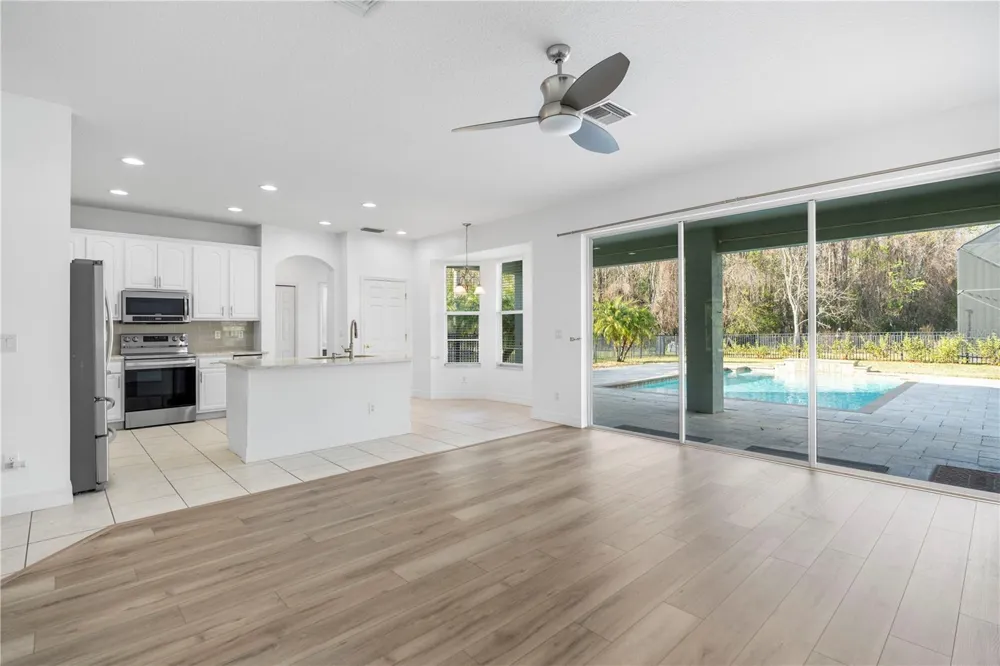 10888 CORY LAKE DRIVE Tampa, FL 33647