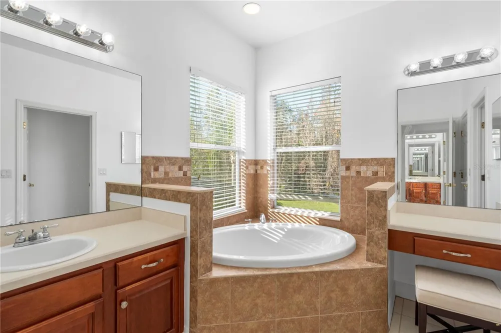 10888 CORY LAKE DRIVE Tampa, FL 33647