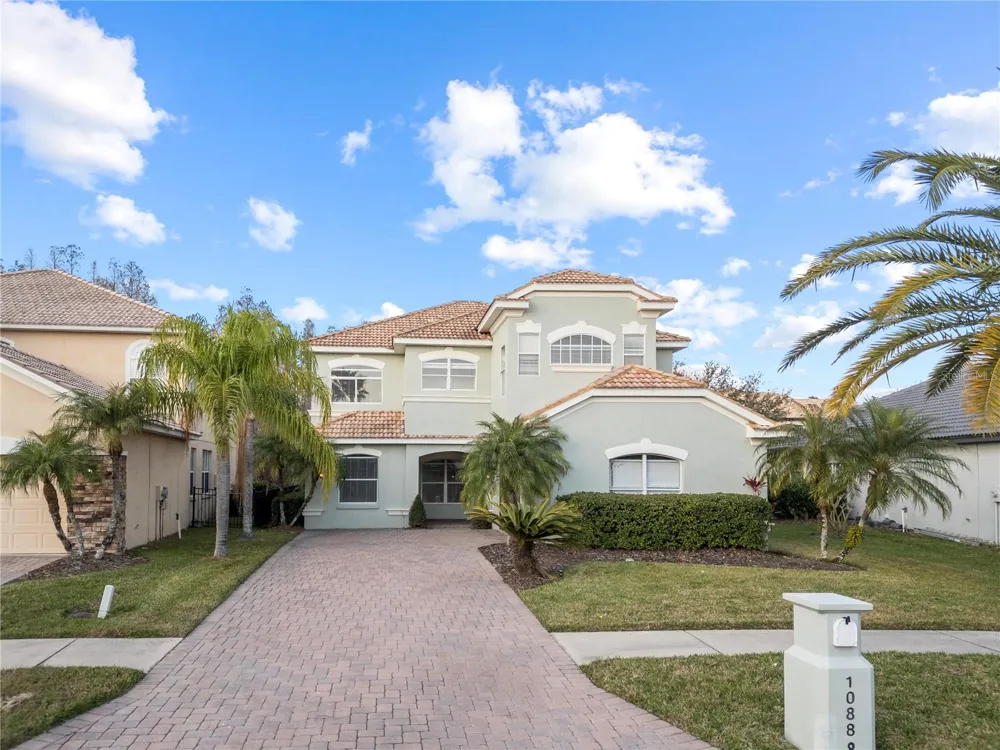 10888 CORY LAKE DRIVE Tampa, FL 33647