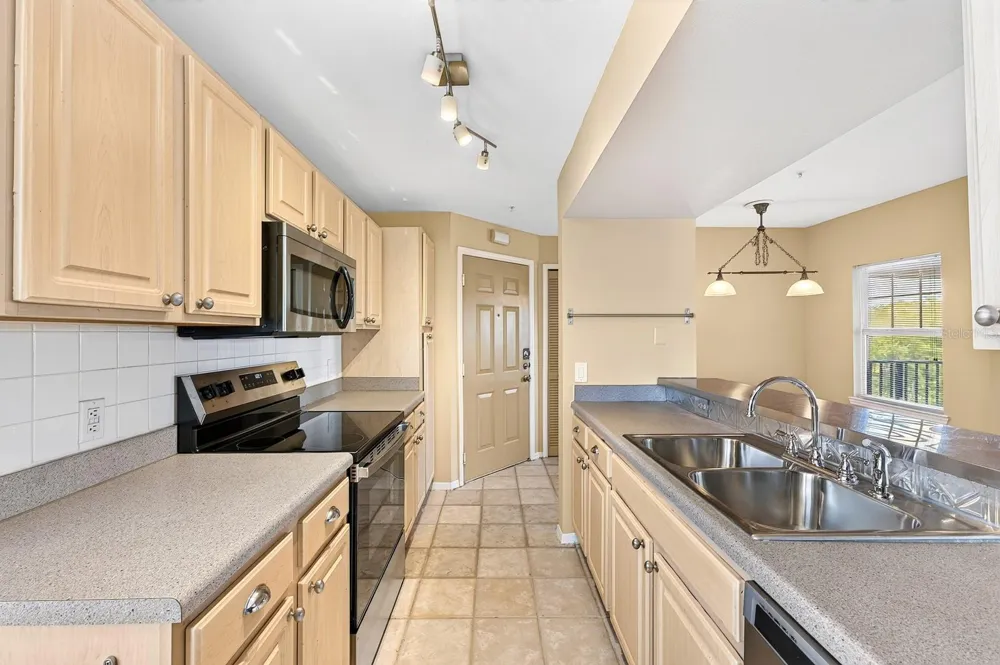 420 SUMMIT RIDGE PLACE #316 Longwood, FL 32779