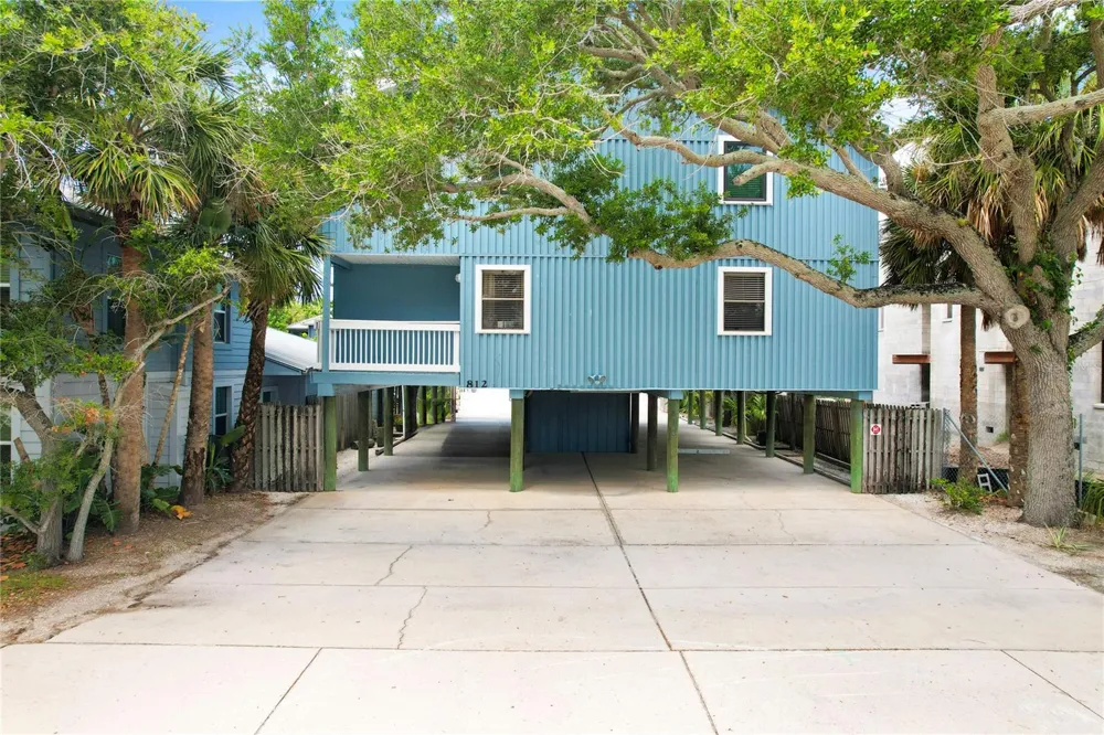 812 GULF BLVD #3 Indian Rocks Beach, FL 33785