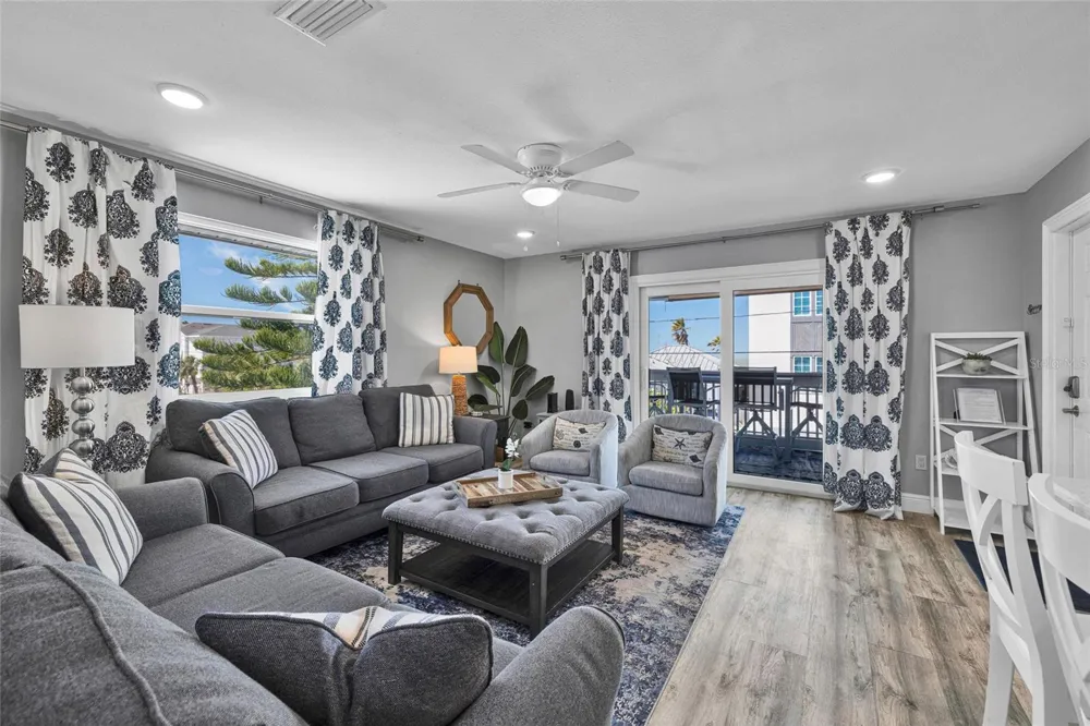 812 GULF BLVD #3 Indian Rocks Beach, FL 33785