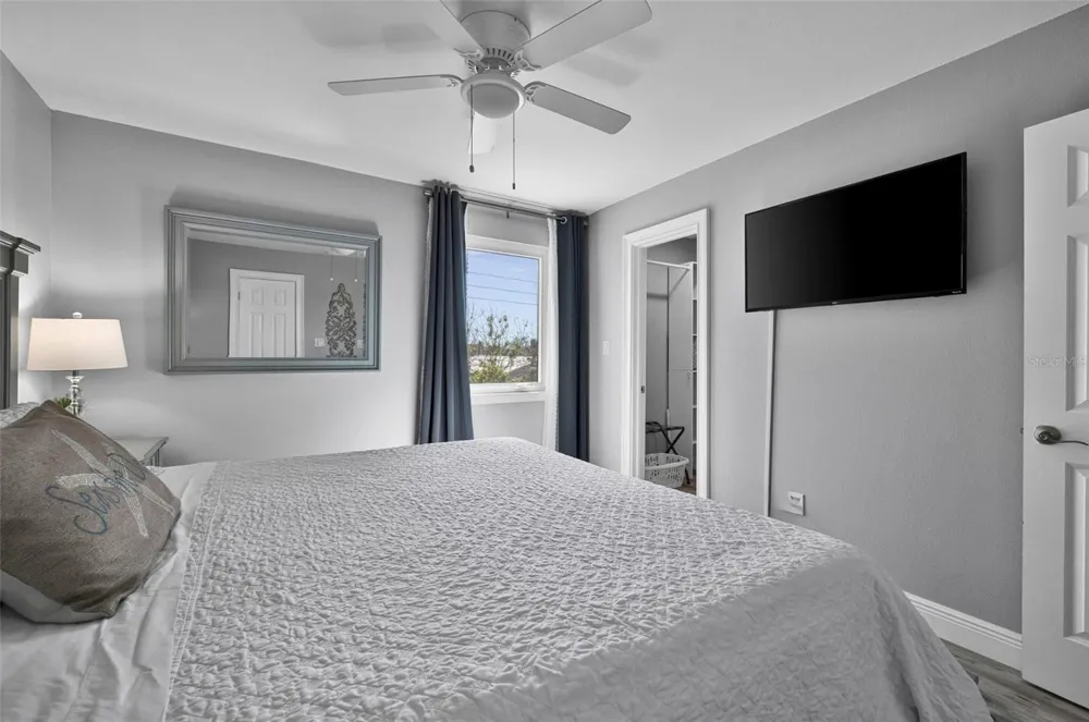 812 GULF BLVD #3 Indian Rocks Beach, FL 33785