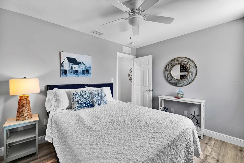 812 GULF BLVD #3 Indian Rocks Beach, FL 33785