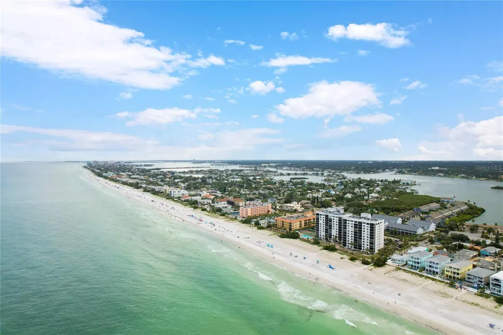 812 GULF BLVD #3 Indian Rocks Beach, FL 33785