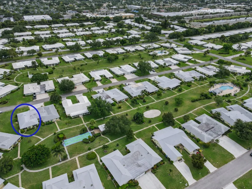 7011 10TH AVENUE W Bradenton, FL 34209