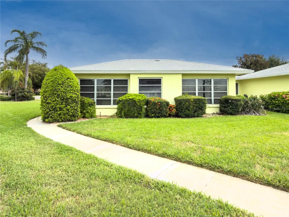 7011 10TH AVENUE W Bradenton, FL 34209