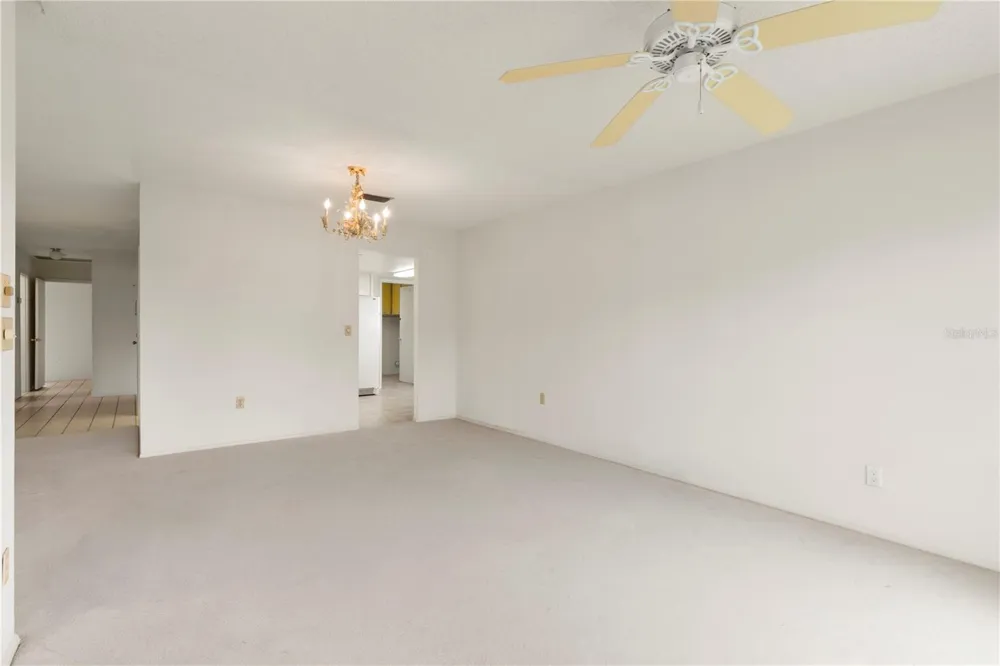 7011 10TH AVENUE W Bradenton, FL 34209