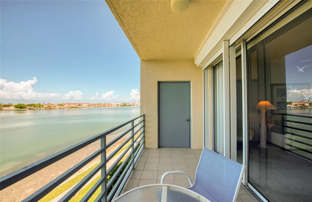 7984 SAILBOAT KEY BOULEVARD S #303 St Petersburg, FL 33707