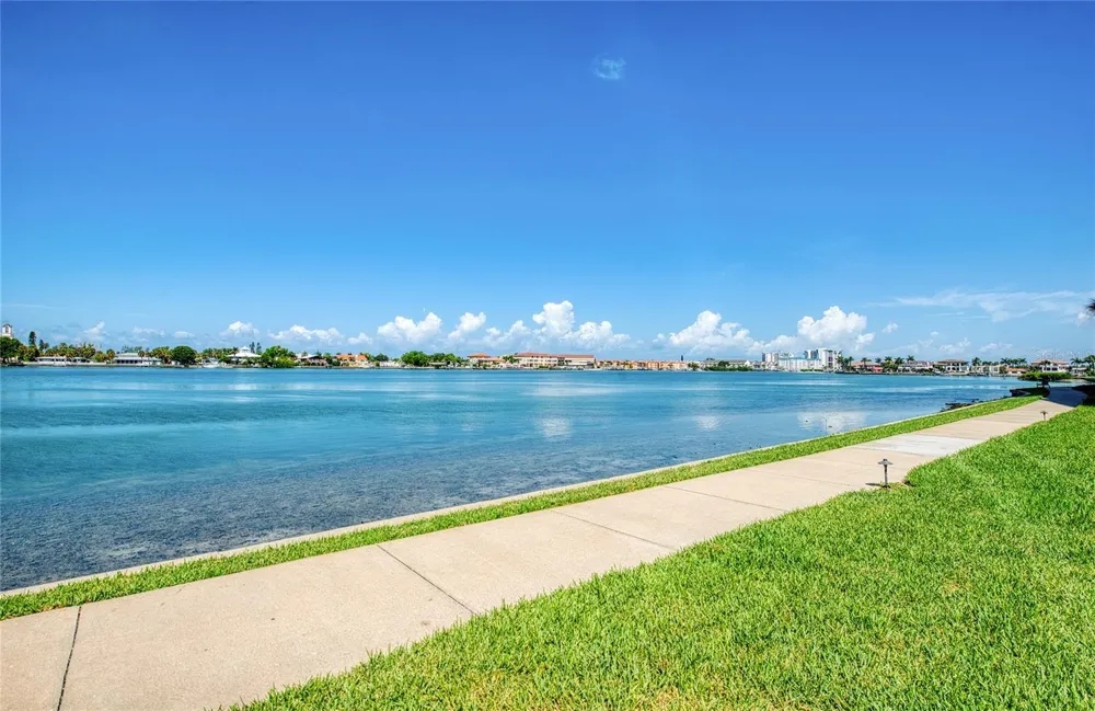 7984 SAILBOAT KEY BOULEVARD S #303 St Petersburg, FL 33707