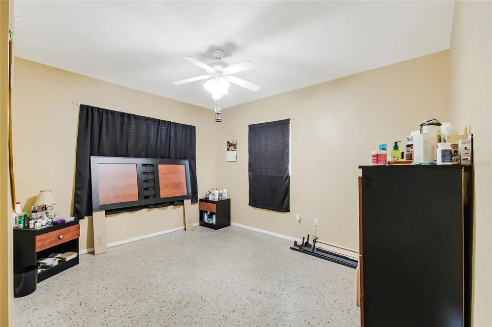 6017 CANDLEWOOD LANE Orlando, FL 32809