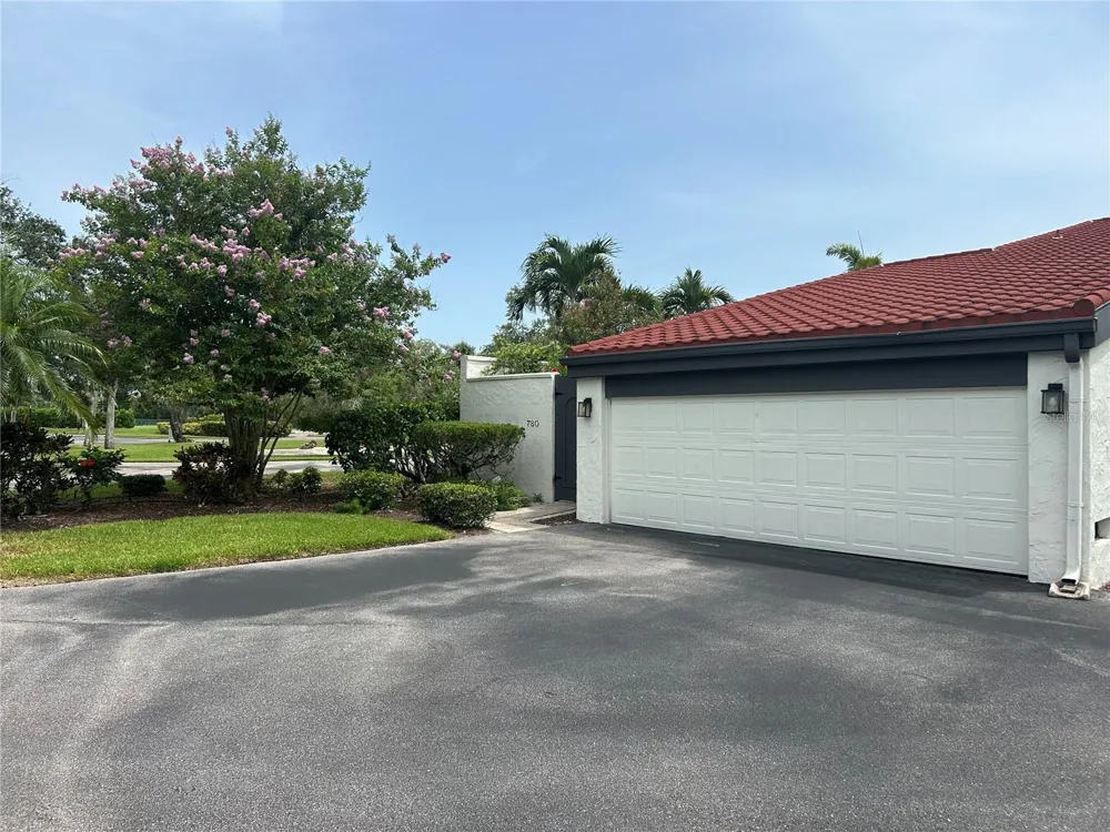 780 SARABAY ROAD #16 Osprey, FL 34229