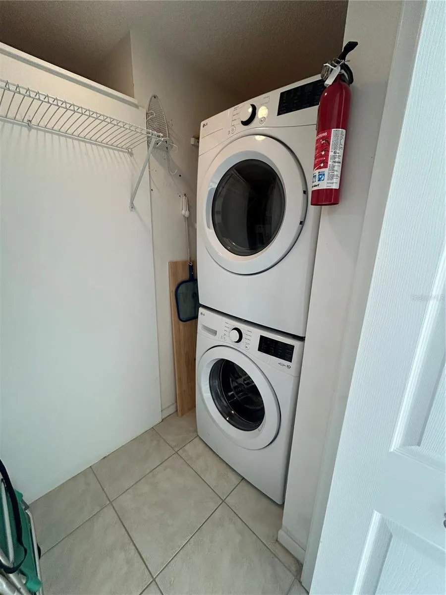 780 SARABAY ROAD #16 Osprey, FL 34229