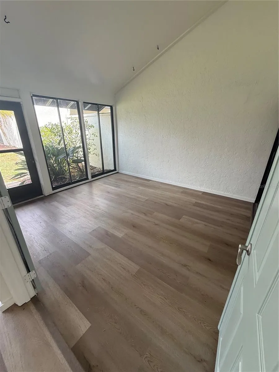 780 SARABAY ROAD #16 Osprey, FL 34229