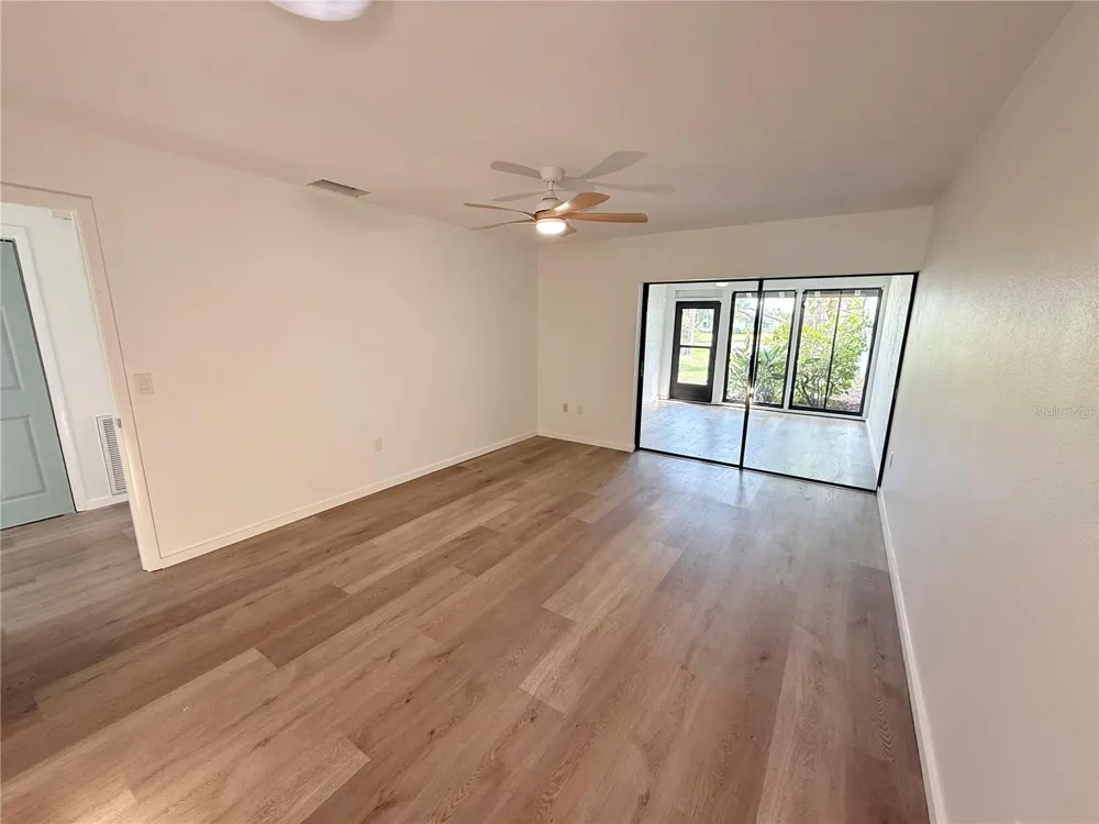 780 SARABAY ROAD #16 Osprey, FL 34229