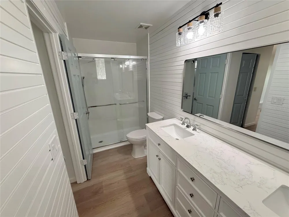 780 SARABAY ROAD #16 Osprey, FL 34229