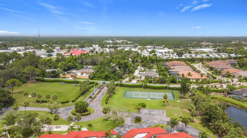 780 SARABAY ROAD #16 Osprey, FL 34229