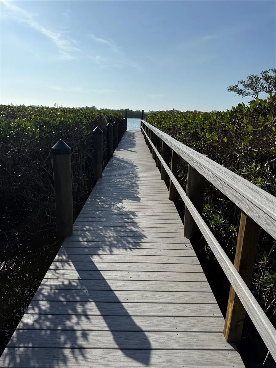 780 SARABAY ROAD #16 Osprey, FL 34229