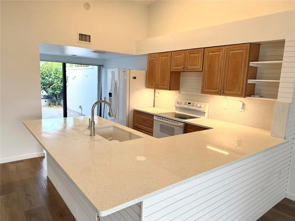 780 SARABAY ROAD #16 Osprey, FL 34229