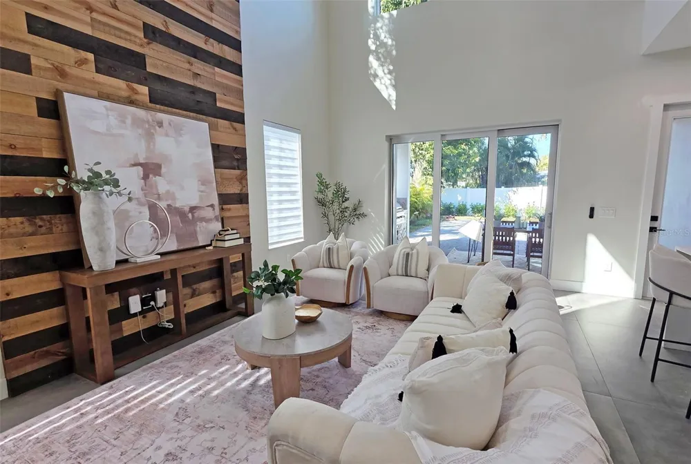 2475 BAY STREET Sarasota, FL 34237