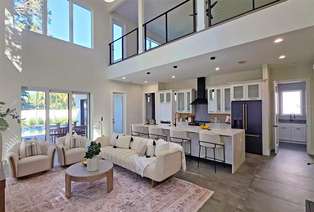 2475 BAY STREET Sarasota, FL 34237