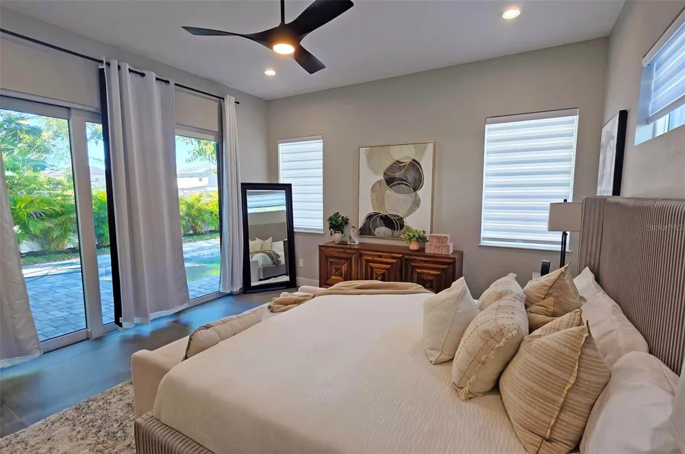 2475 BAY STREET Sarasota, FL 34237