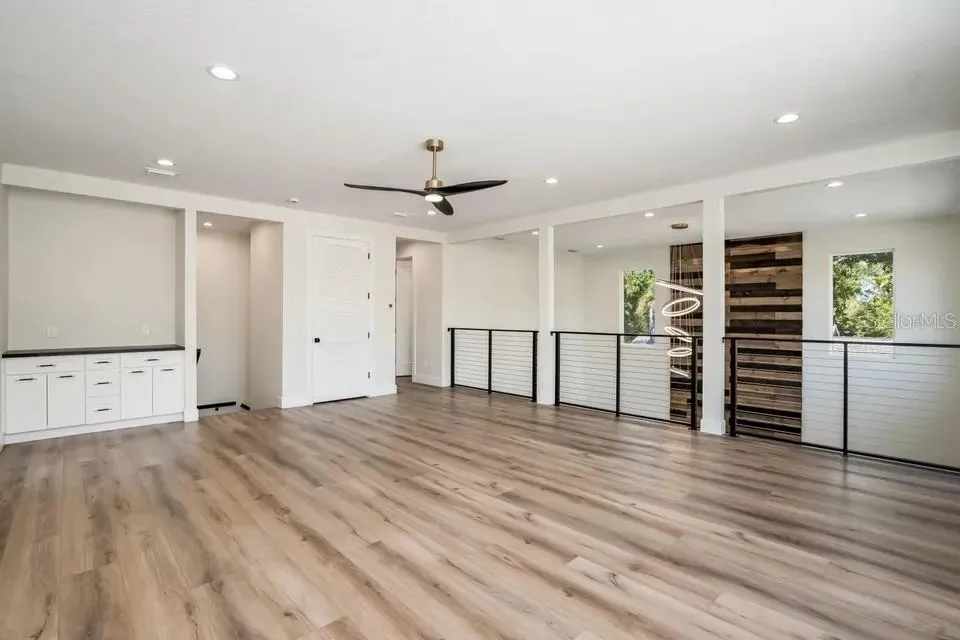 2475 BAY STREET Sarasota, FL 34237
