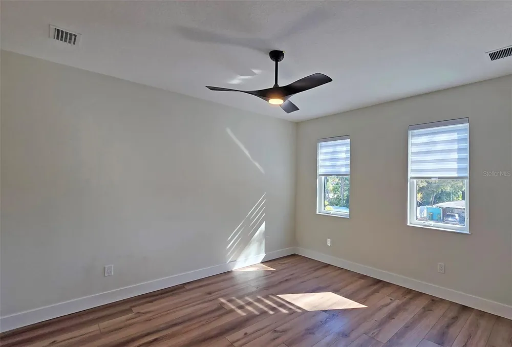 2475 BAY STREET Sarasota, FL 34237