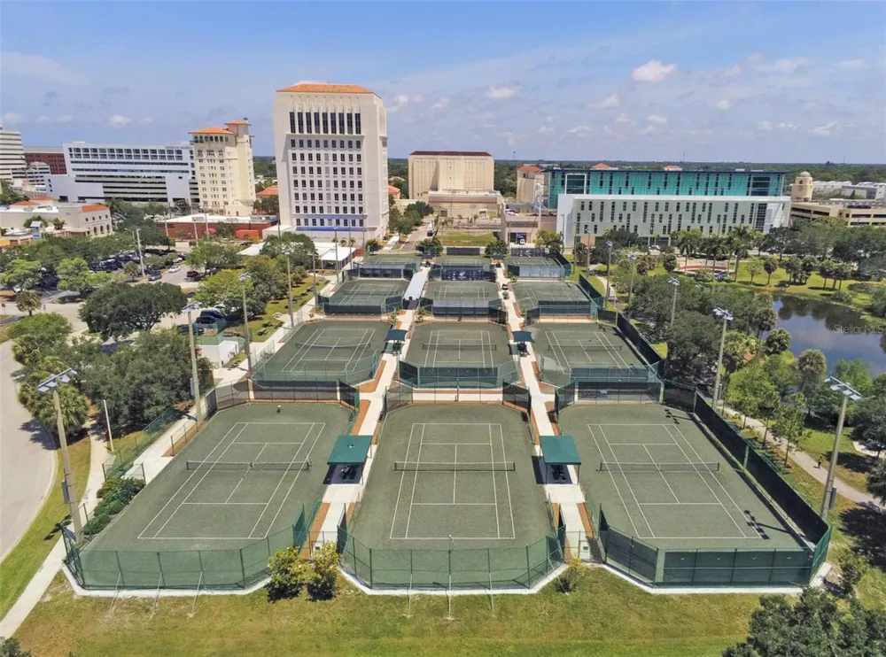 2475 BAY STREET Sarasota, FL 34237