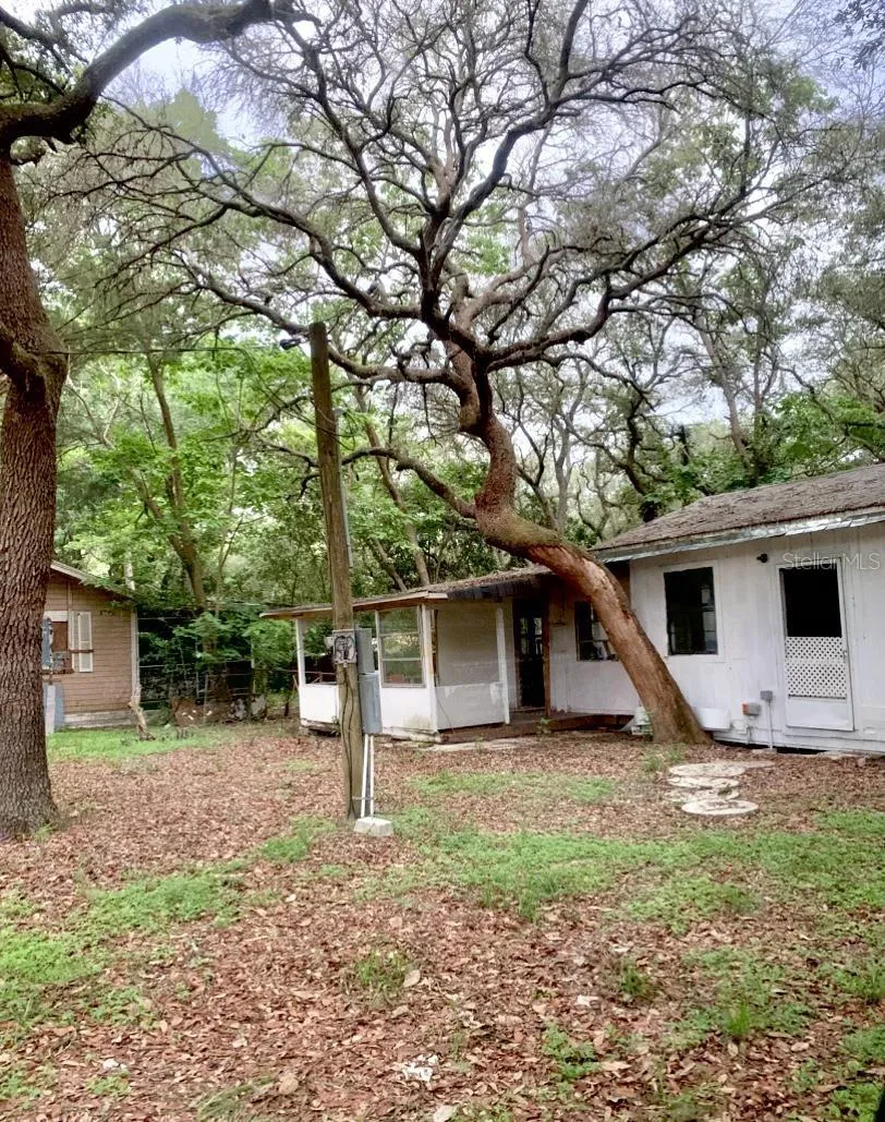 17273 NE 37TH STREET Silver Springs, FL 34488