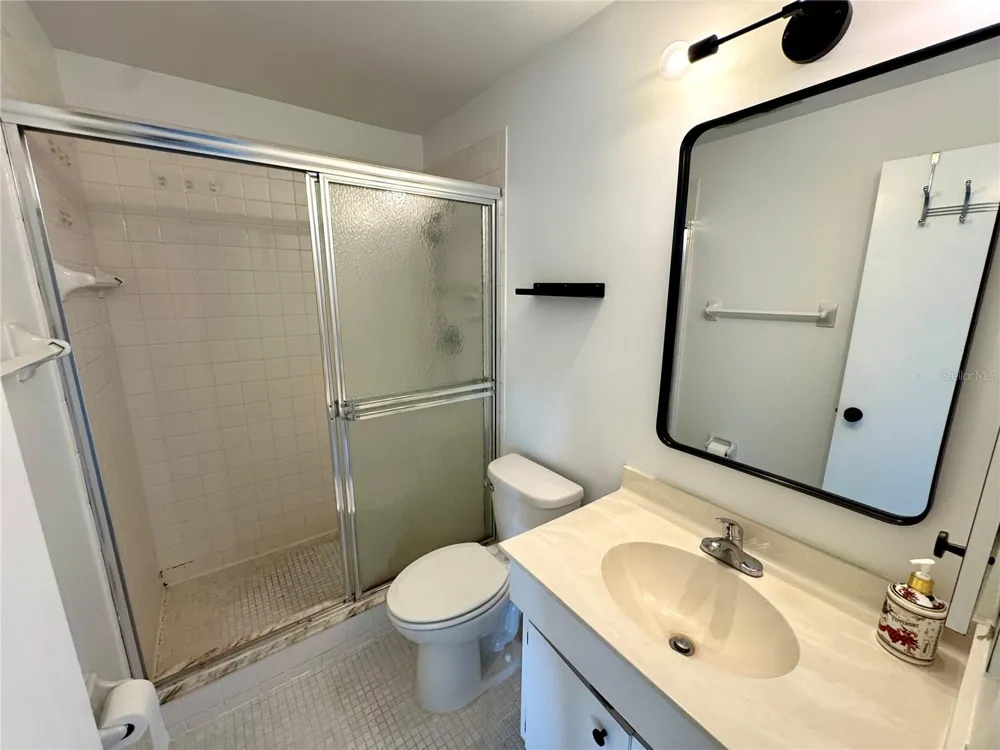 6999 W COUNTRY CLUB DRIVE #225 Sarasota, FL 34243