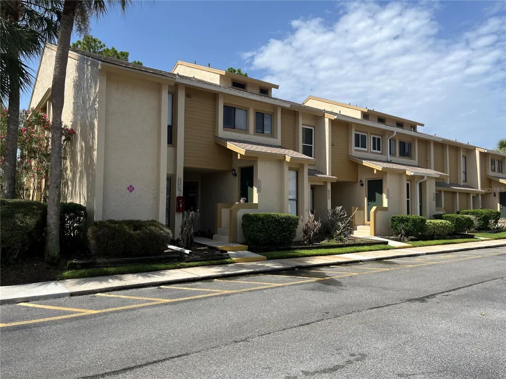 4372 MIDDLEBROOK ROAD #4372 Orlando, FL 32811