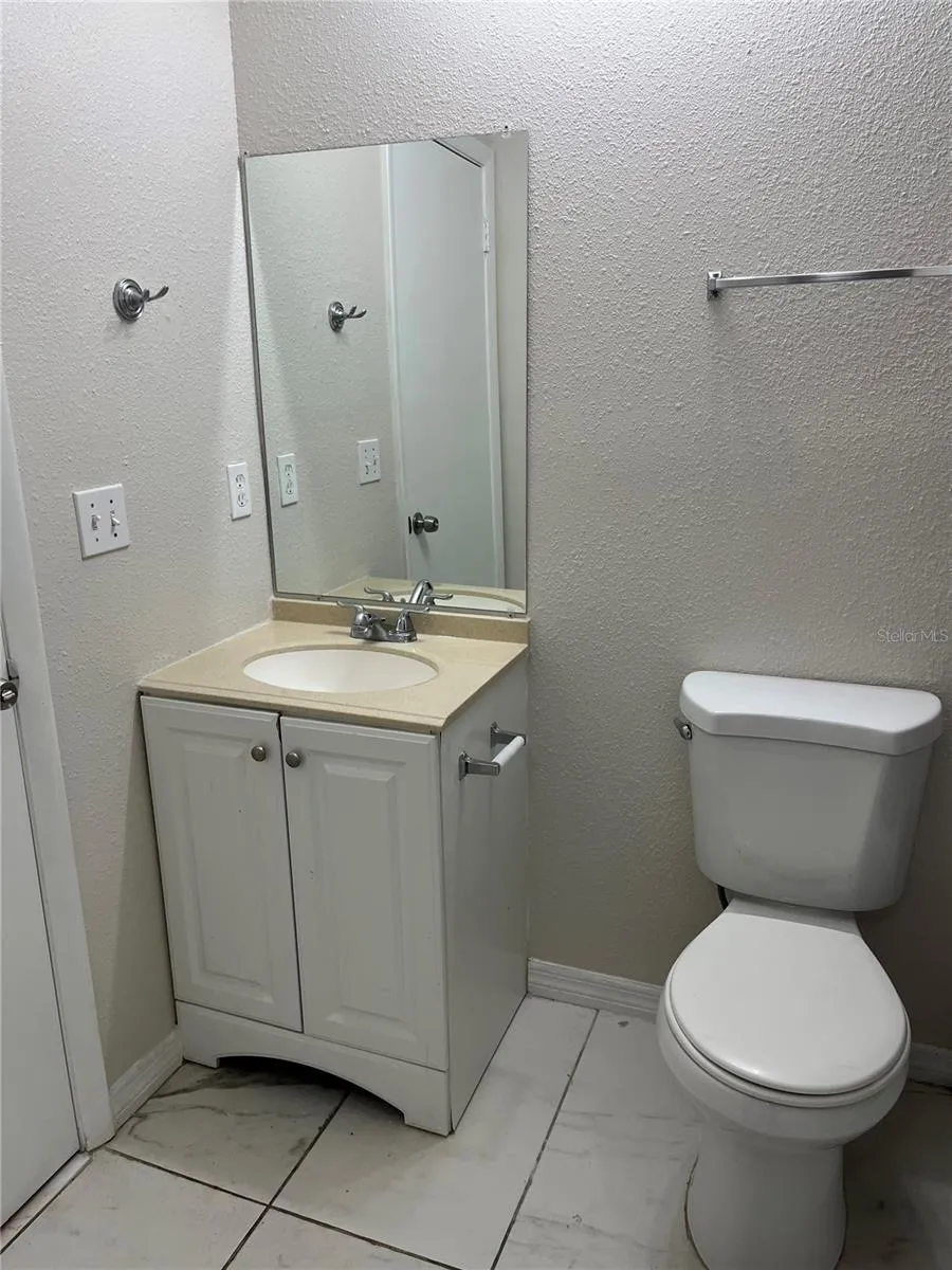4372 MIDDLEBROOK ROAD #4372 Orlando, FL 32811