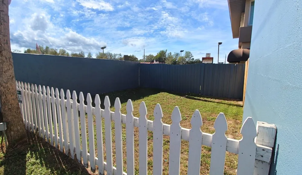 3001 BEE RIDGE ROAD #215 Sarasota, FL 34239