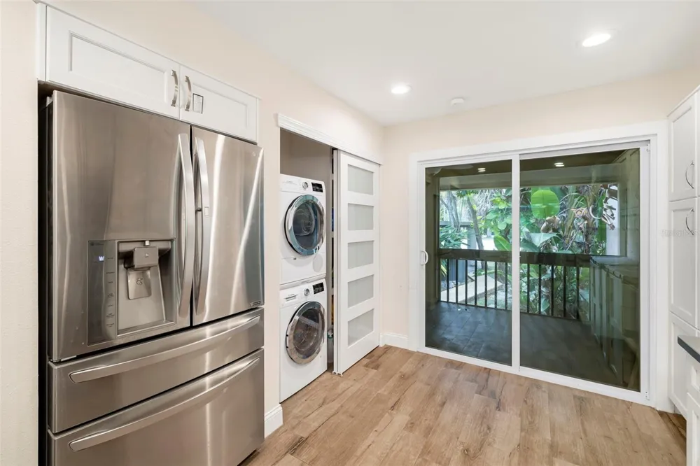 5182 LANCEWOOD DRIVE #14 Sarasota, FL 34232