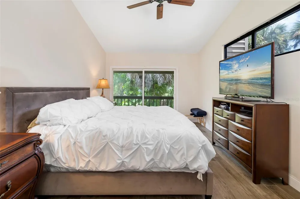 5182 LANCEWOOD DRIVE #14 Sarasota, FL 34232