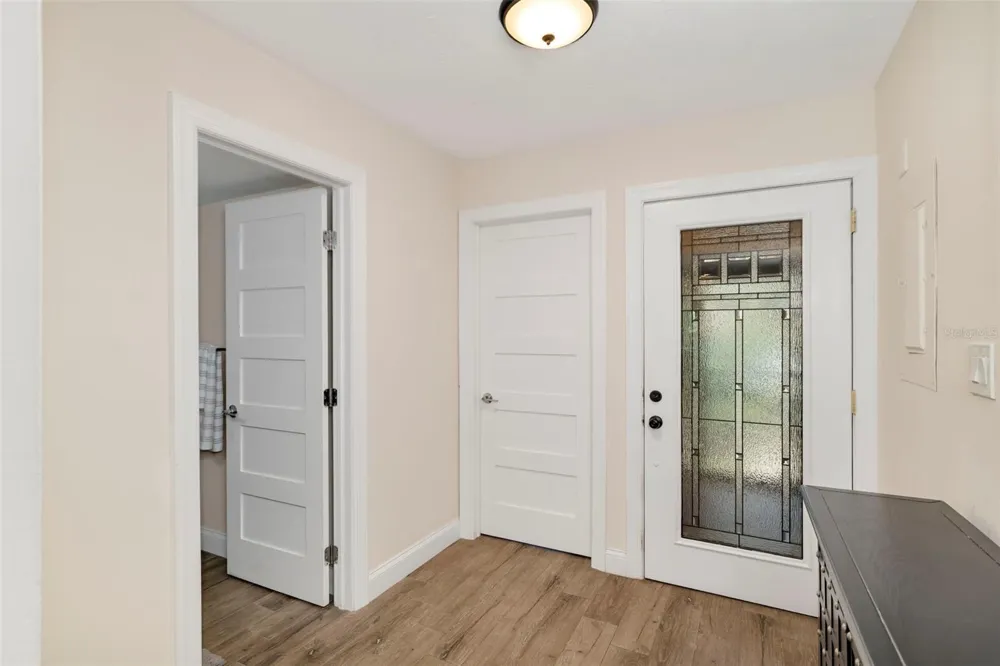 5182 LANCEWOOD DRIVE #14 Sarasota, FL 34232