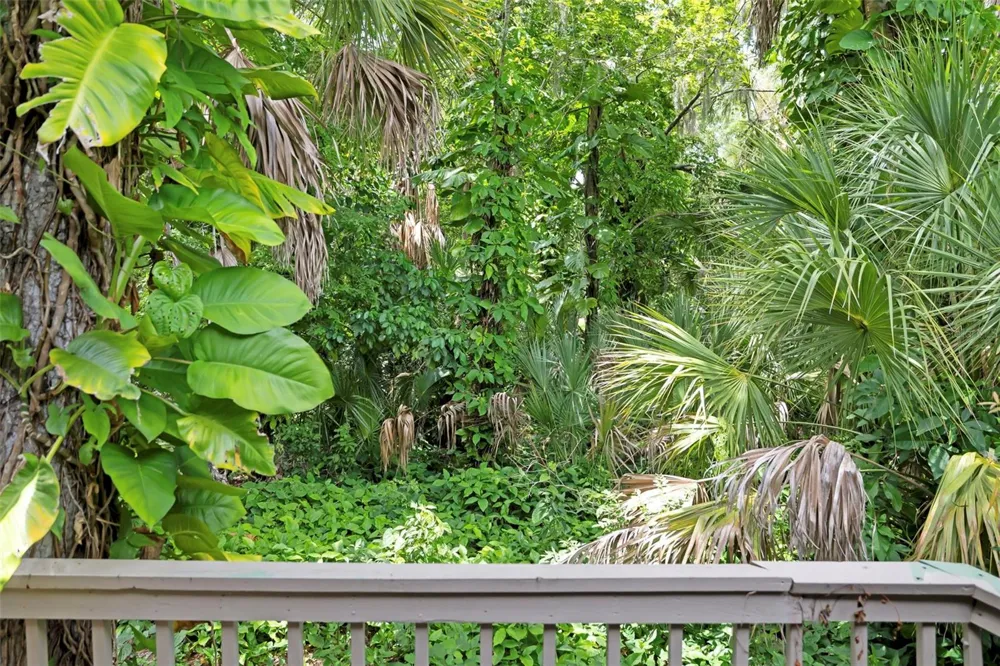 5182 LANCEWOOD DRIVE #14 Sarasota, FL 34232