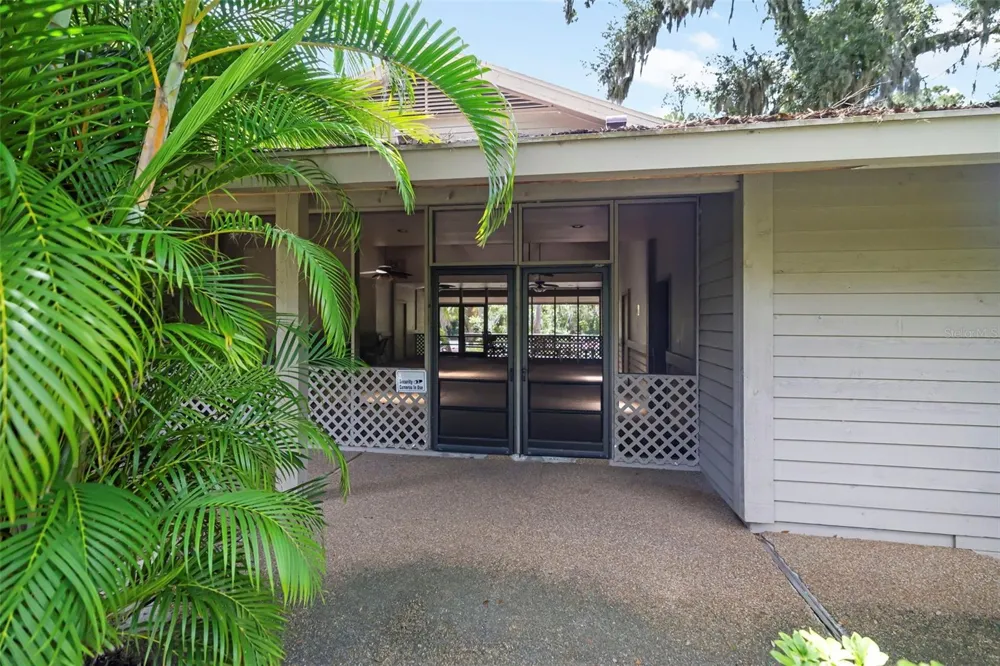 5182 LANCEWOOD DRIVE #14 Sarasota, FL 34232