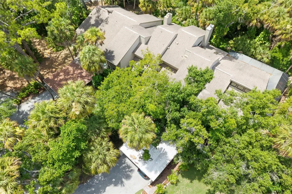 5182 LANCEWOOD DRIVE #14 Sarasota, FL 34232