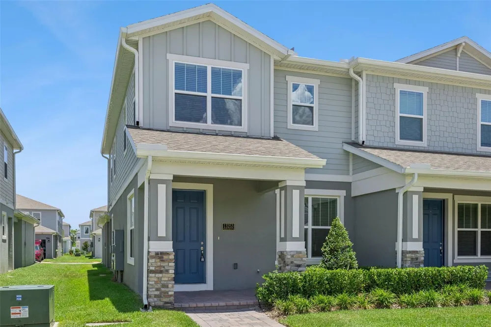 13253 PEACEFUL MELODY DRIVE Winter Garden, FL 34787