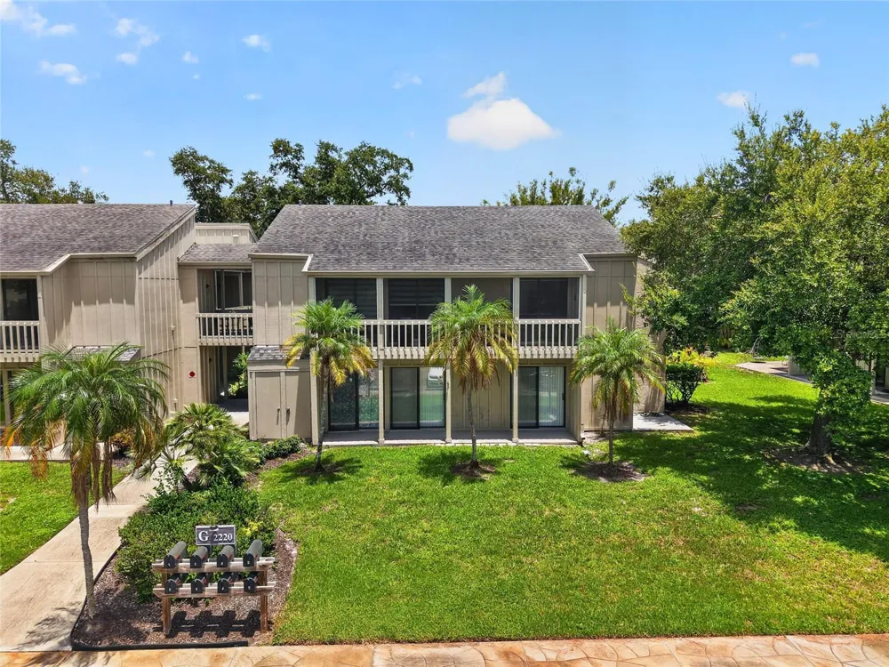 2220 BAHIA VISTA STREET #G4 Sarasota, FL 34239
