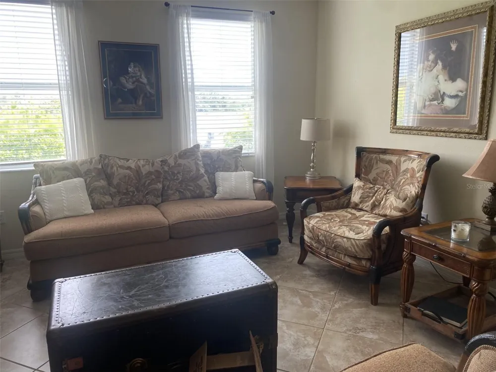 408 19TH STREET NW Ruskin, FL 33570